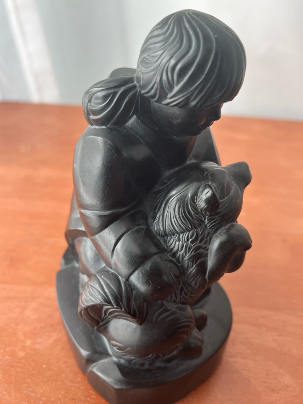 Vintage BOMA Canada Inuit Sculpture - Thomas McPhee "Girl with Husky Dog" - Picture 5 of 9
